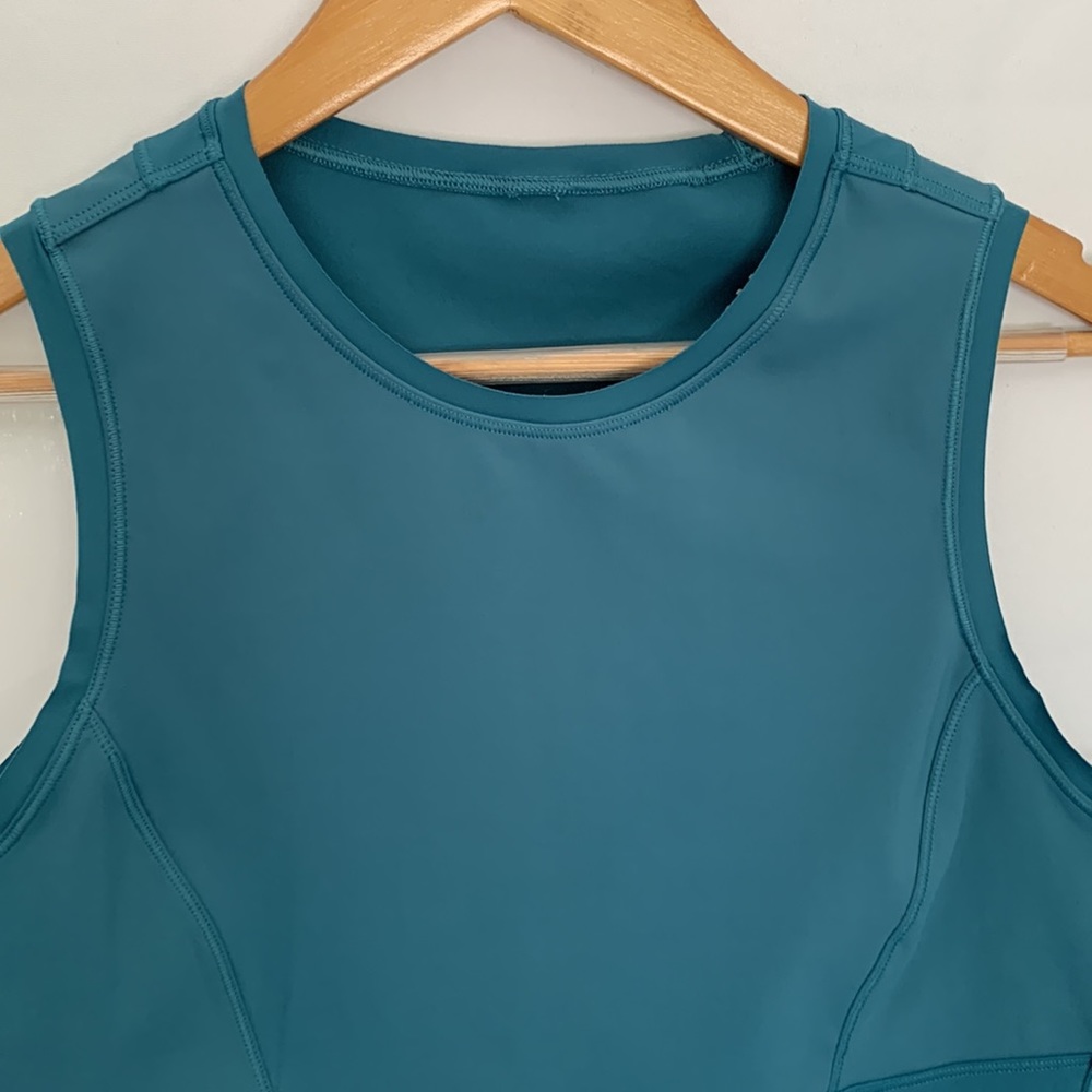 Athleta Levitate Tank Cropped Crew Neck Workout Yoga Borealis Green Large - Picture 9 of 14